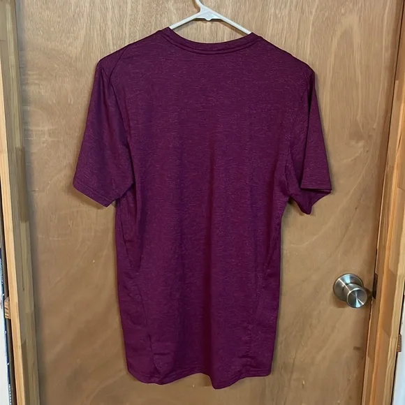 Men’s Nike T-shirt - Picture 3 of 4